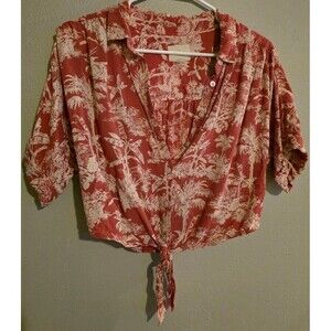 American Eagle Hawaiian button Down Boxy Crop Top Front Tie Red Palms Women’s  M